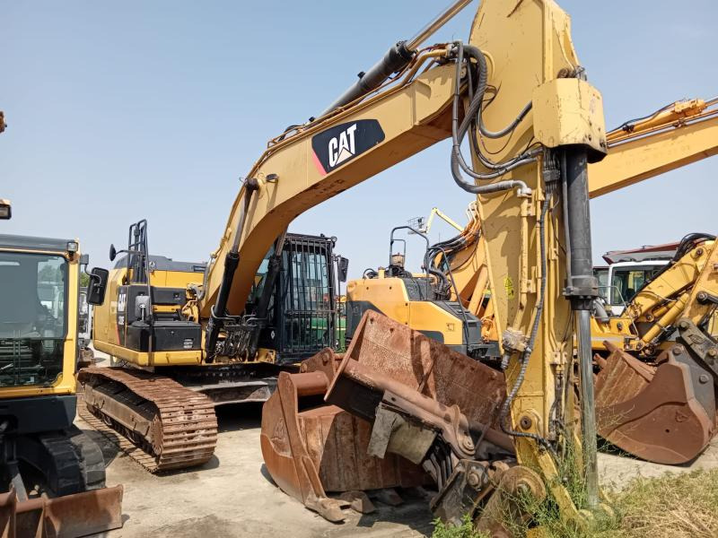 Caterpillar 320EL - Excavadora de cadenas: foto 1 Caterpillar 320EL - Excavadora de cadenas: foto 1