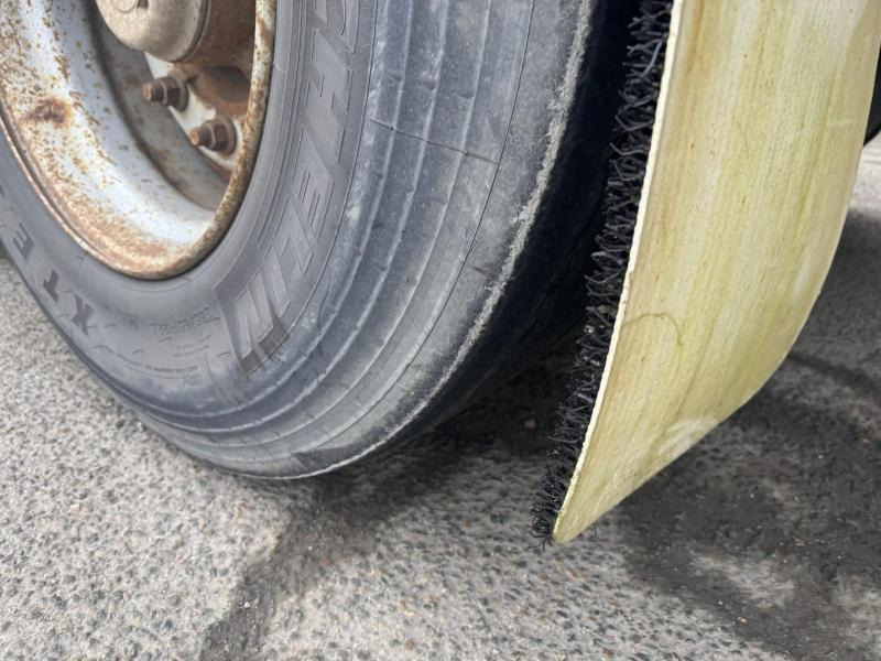 Fruehauf - Semirremolque plataforma/ Caja abierta: foto 5 Fruehauf - Semirremolque plataforma/ Caja abierta: foto 5