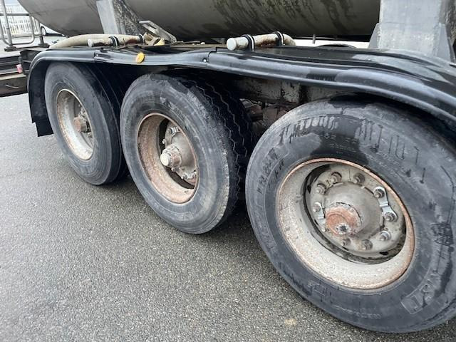 Magyar - Semirremolque cisterna: foto 4 Magyar - Semirremolque cisterna: foto 4