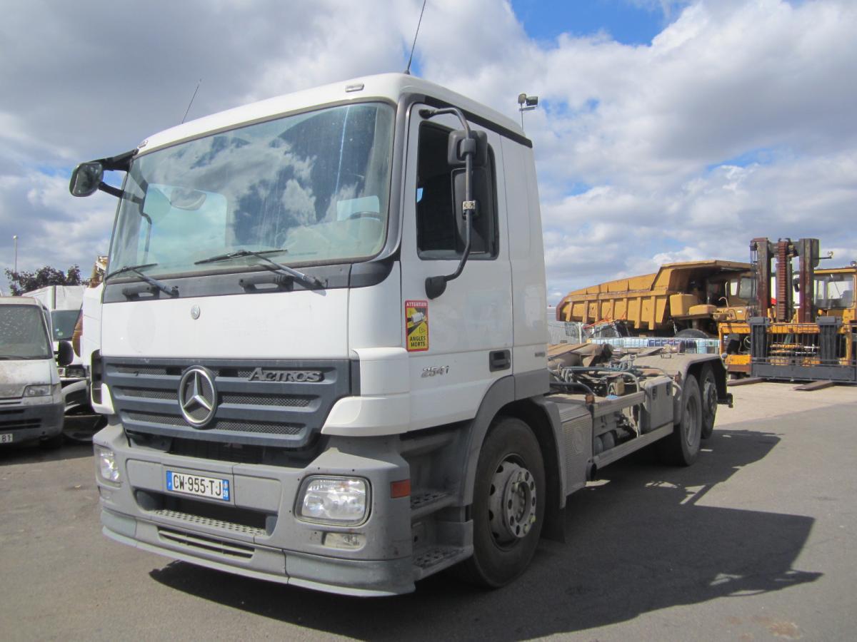Mercedes Actros 2541 - Camión multibasculante: foto 1 Mercedes Actros 2541 - Camión multibasculante: foto 1