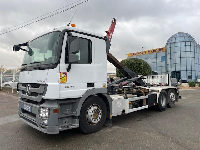 Mercedes Actros 2544 - Camión multibasculante: foto 1 Mercedes Actros 2544 - Camión multibasculante: foto 1