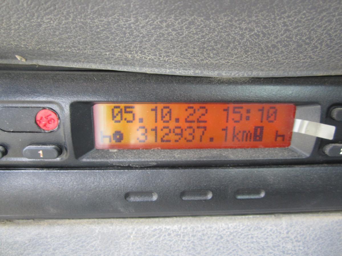 Camión volquete Renault Kerax: foto 8