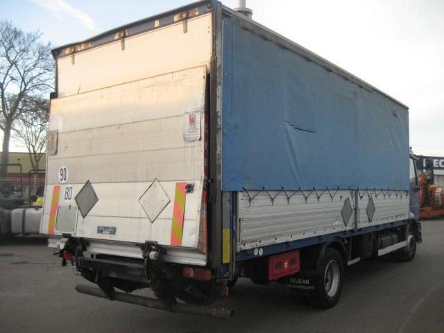 Renault Midlum 180 - Camión lona: foto 3 Renault Midlum 180 - Camión lona: foto 3