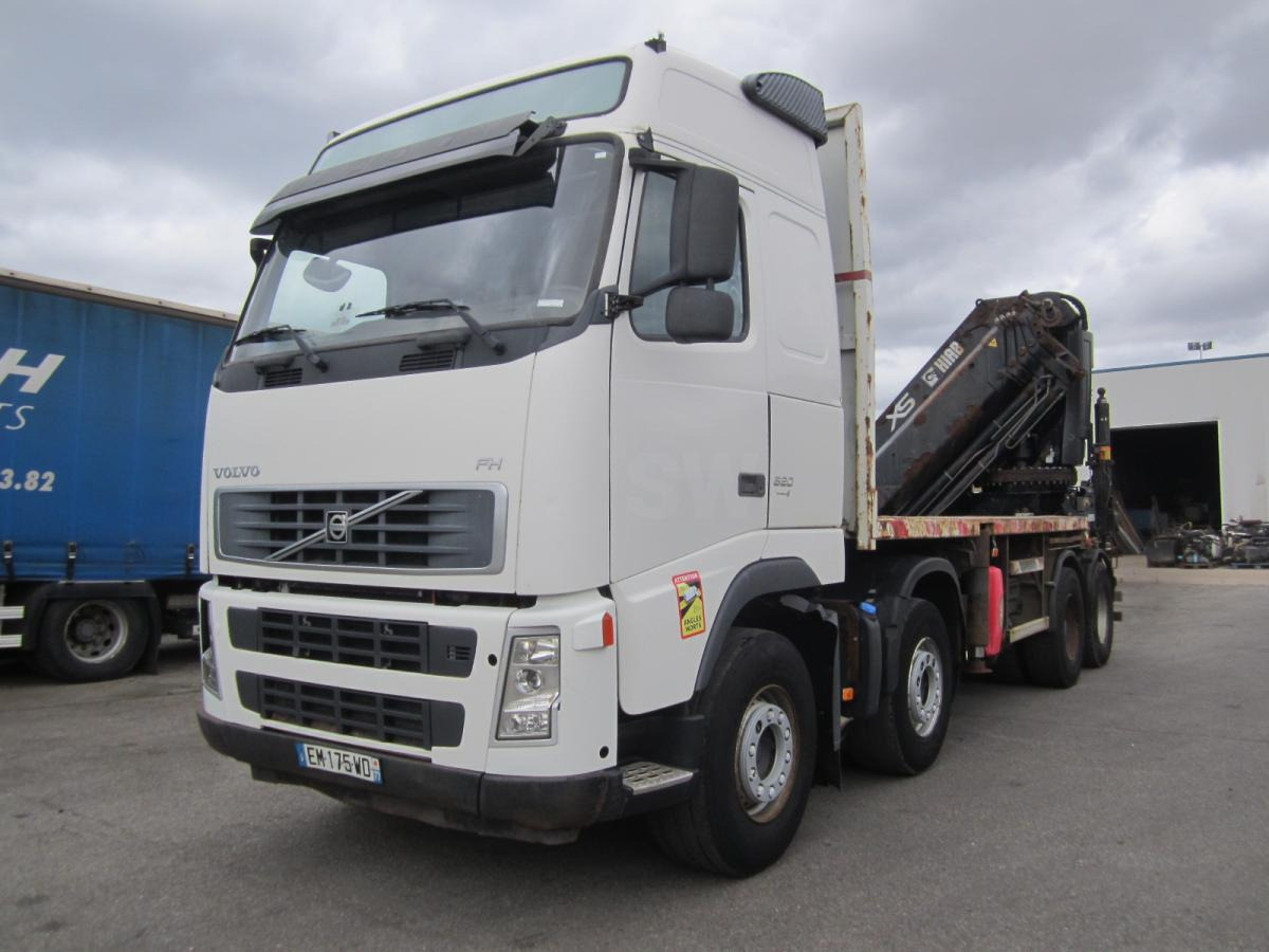 Volvo FH 520 - Camión caja abierta, Camión grúa: foto 1 Volvo FH 520 - Camión caja abierta, Camión grúa: foto 1