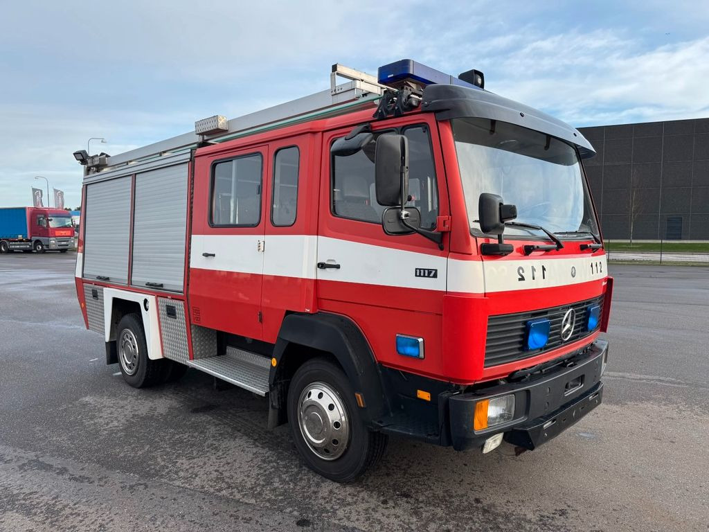 Mercedes-Benz 1117 4x2 Fire truck - Feuerwehr - Tankspritze Mercedes-Benz 1117 4x2 Fire truck - Feuerwehr - Tankspritze - Camión: foto 2 Mercedes-Benz 1117 4x2 Fire truck - Feuerwehr - Tankspritze Mercedes-Benz 1117 4x2 Fire truck - Feuerwehr - Tankspritze - Camión: foto 2