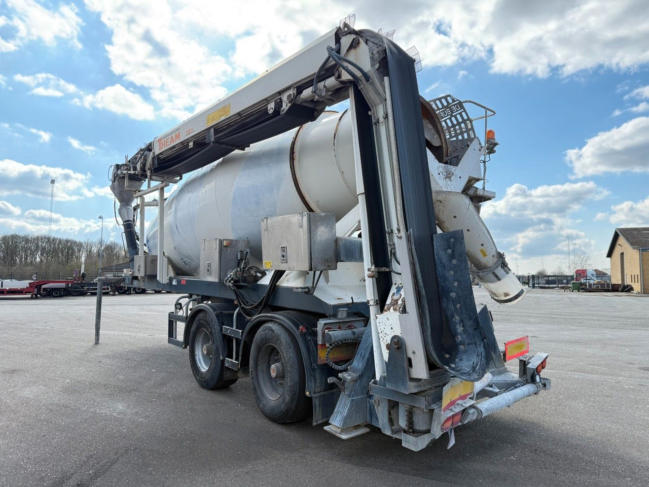 De Buf BM 12-36-2SPR w/ Belt Theam TSR15 / Beton - Semirremolque hormigonera: foto 5 De Buf BM 12-36-2SPR w/ Belt Theam TSR15 / Beton - Semirremolque hormigonera: foto 5