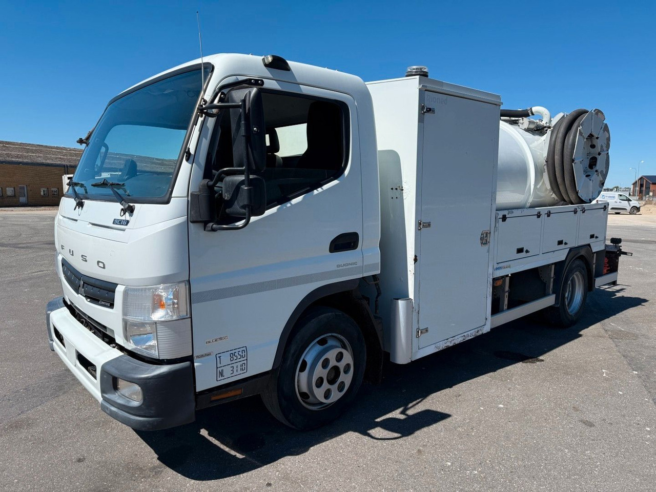 FUSO Canter 9C18 Duonic Rioned 3500 l. Kombi Euro 6 - Limpieza de alcantarillado: foto 1 FUSO Canter 9C18 Duonic Rioned 3500 l. Kombi Euro 6 - Limpieza de alcantarillado: foto 1