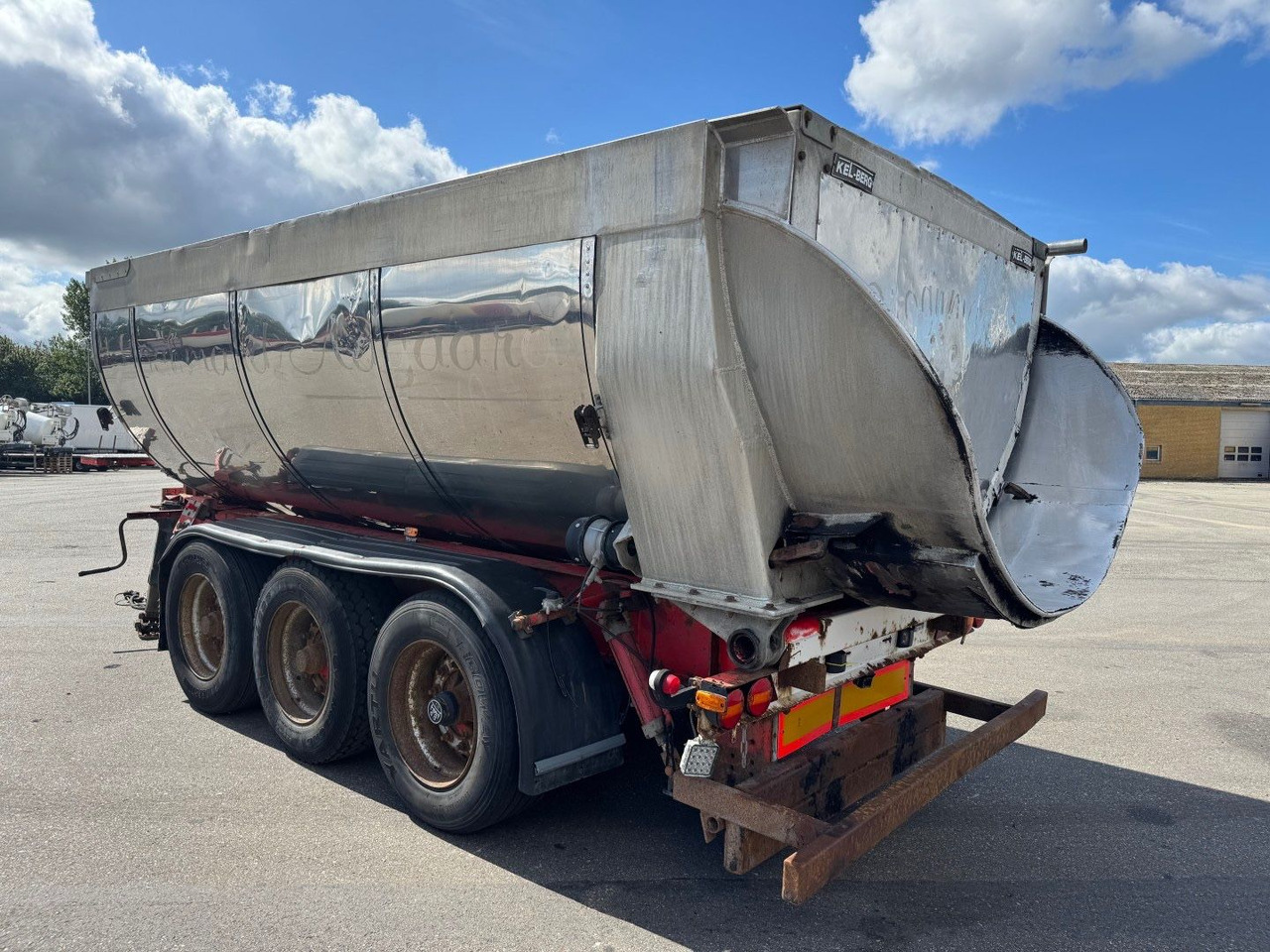 Kel-Berg 3 axle Asphalt tipper / Asphalt Kipper - Remolque volquete: foto 5 Kel-Berg 3 axle Asphalt tipper / Asphalt Kipper - Remolque volquete: foto 5