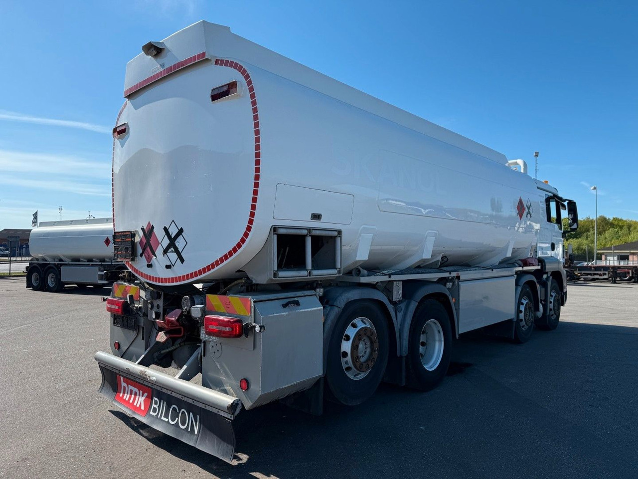 MAN TGS 35.480 8x2*6 23.000 l. ADR Euro 6 Tanktruck - Camión cisterna: foto 3 MAN TGS 35.480 8x2*6 23.000 l. ADR Euro 6 Tanktruck - Camión cisterna: foto 3