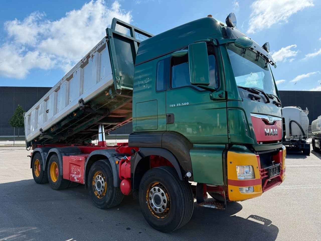 MAN TGS 35.500 8x4 Euro 6 Pendel Steel Tipper MAN TGS 35.500 8x4 Euro 6 Pendel Steel Tipper - Camión volquete: foto 2 MAN TGS 35.500 8x4 Euro 6 Pendel Steel Tipper MAN TGS 35.500 8x4 Euro 6 Pendel Steel Tipper - Camión volquete: foto 2