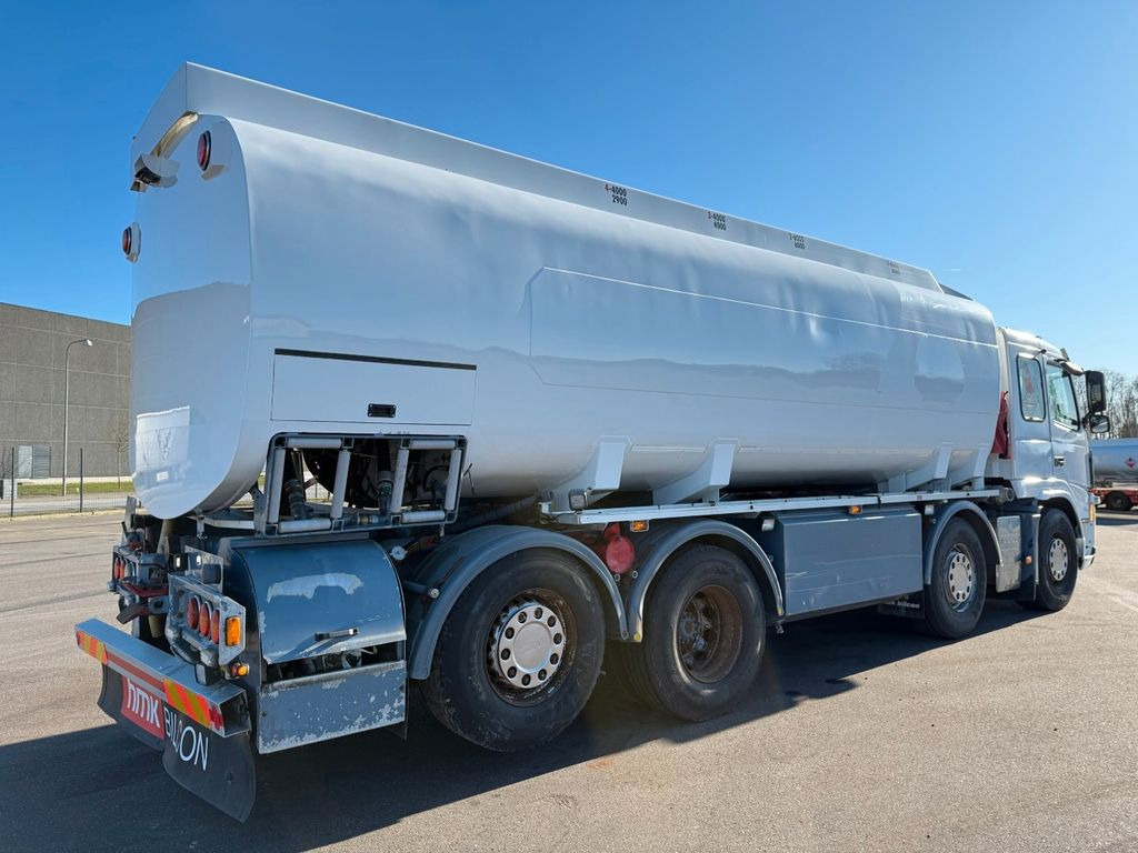 Volvo FM460 8x2*6 24.000 l. ADR Tank Volvo FM460 8x2*6 24.000 l. ADR Tanktruck - Camión cisterna: foto 3 Volvo FM460 8x2*6 24.000 l. ADR Tank Volvo FM460 8x2*6 24.000 l. ADR Tanktruck - Camión cisterna: foto 3