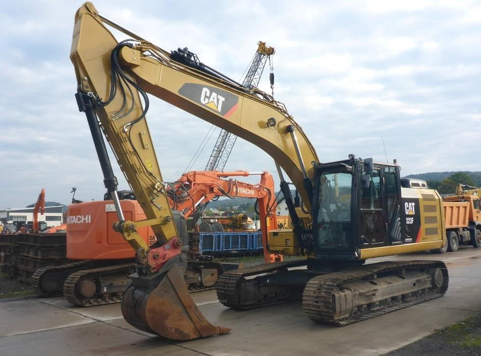 Caterpillar 323F L - Excavadora de cadenas: foto 1 Caterpillar 323F L - Excavadora de cadenas: foto 1