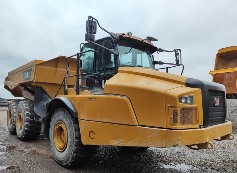 Caterpillar 740GC - Dúmper articulado: foto 3 Caterpillar 740GC - Dúmper articulado: foto 3