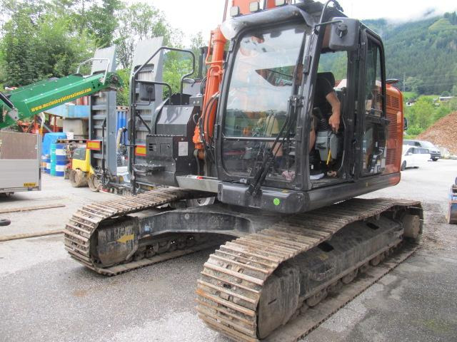 Hitachi ZX225USRLC 7 - Excavadora de cadenas: foto 4 Hitachi ZX225USRLC 7 - Excavadora de cadenas: foto 4