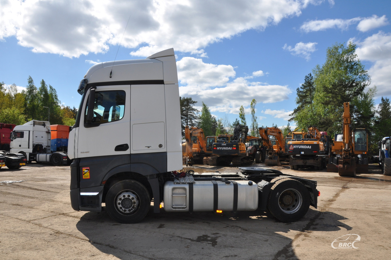 Mercedes-Benz Actros - Cabeza tractora: foto 3 Mercedes-Benz Actros - Cabeza tractora: foto 3