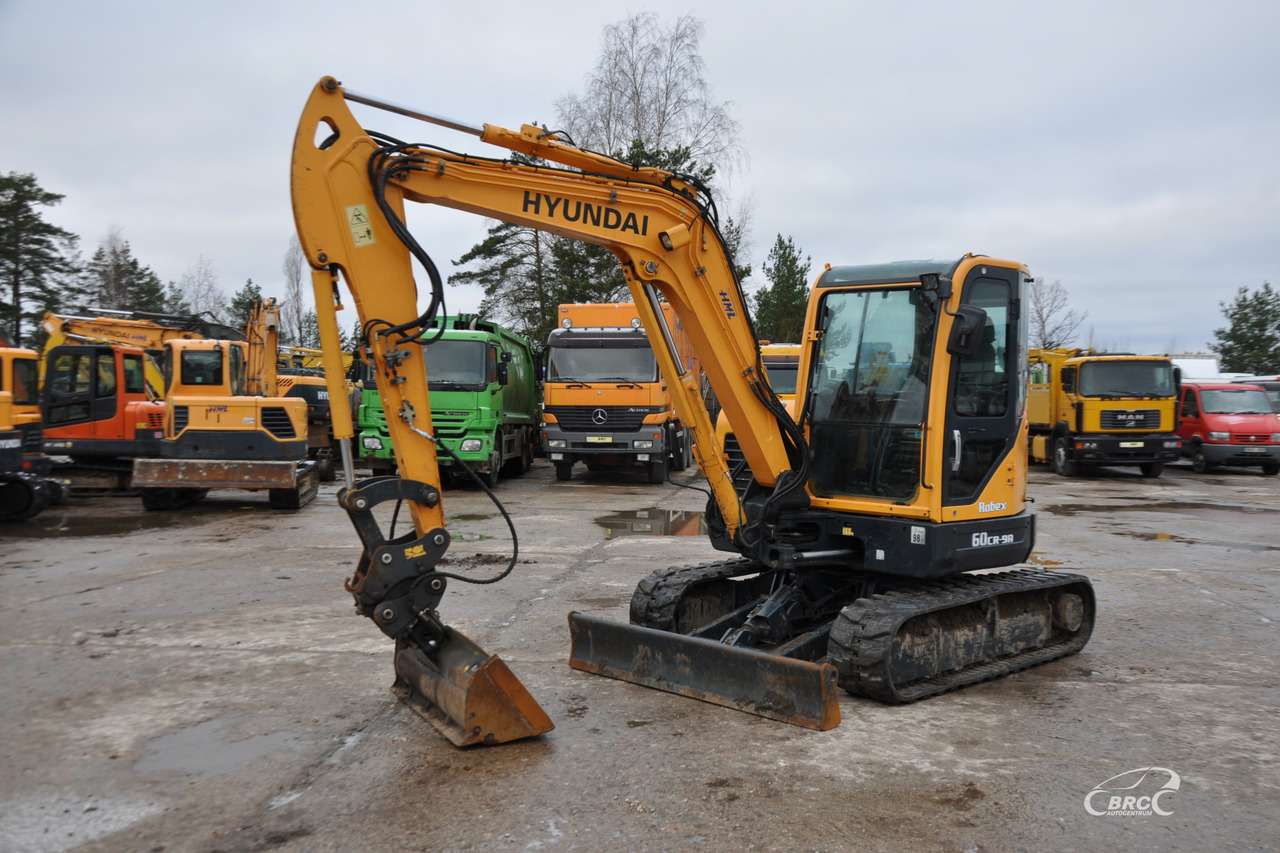Hyundai R60CR-9A - Excavadora de cadenas: foto 1 Hyundai R60CR-9A - Excavadora de cadenas: foto 1