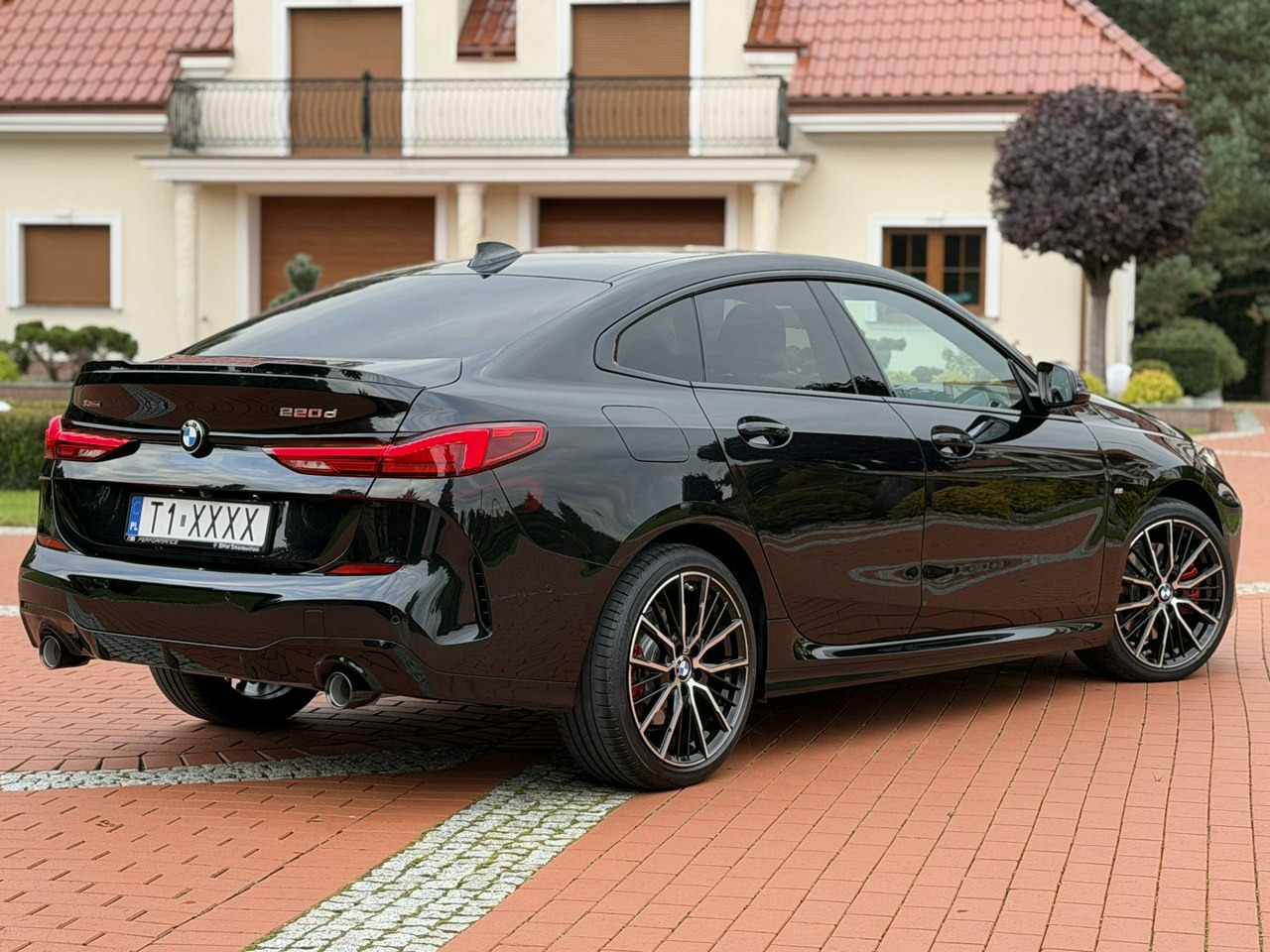 Sedan BMW 220: foto 12