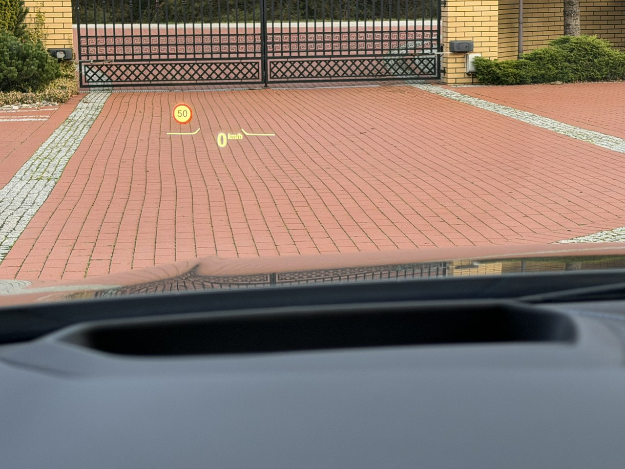 Sedan BMW 220: foto 23