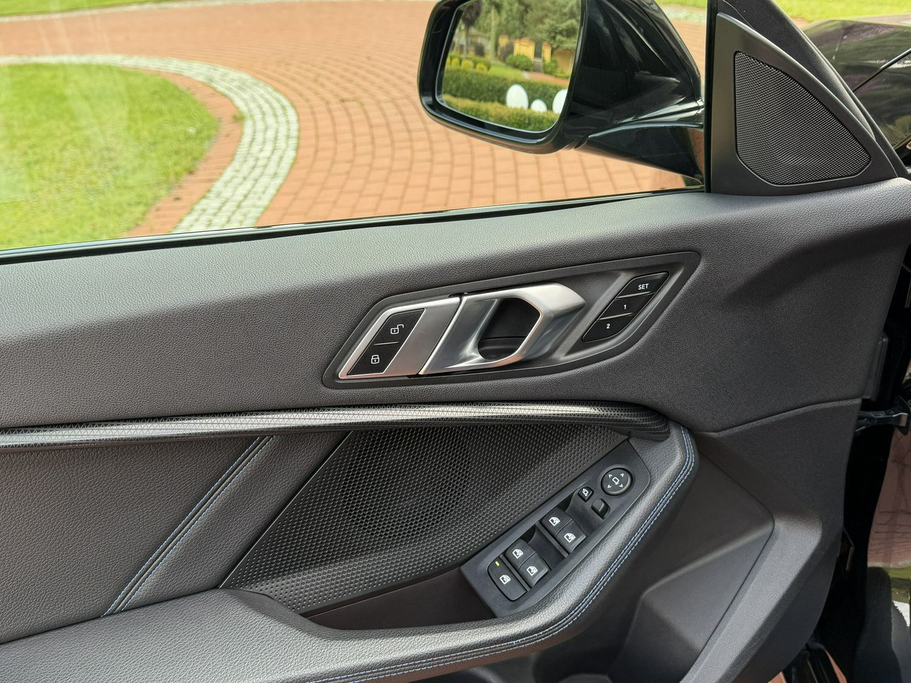 Sedan BMW 220: foto 17