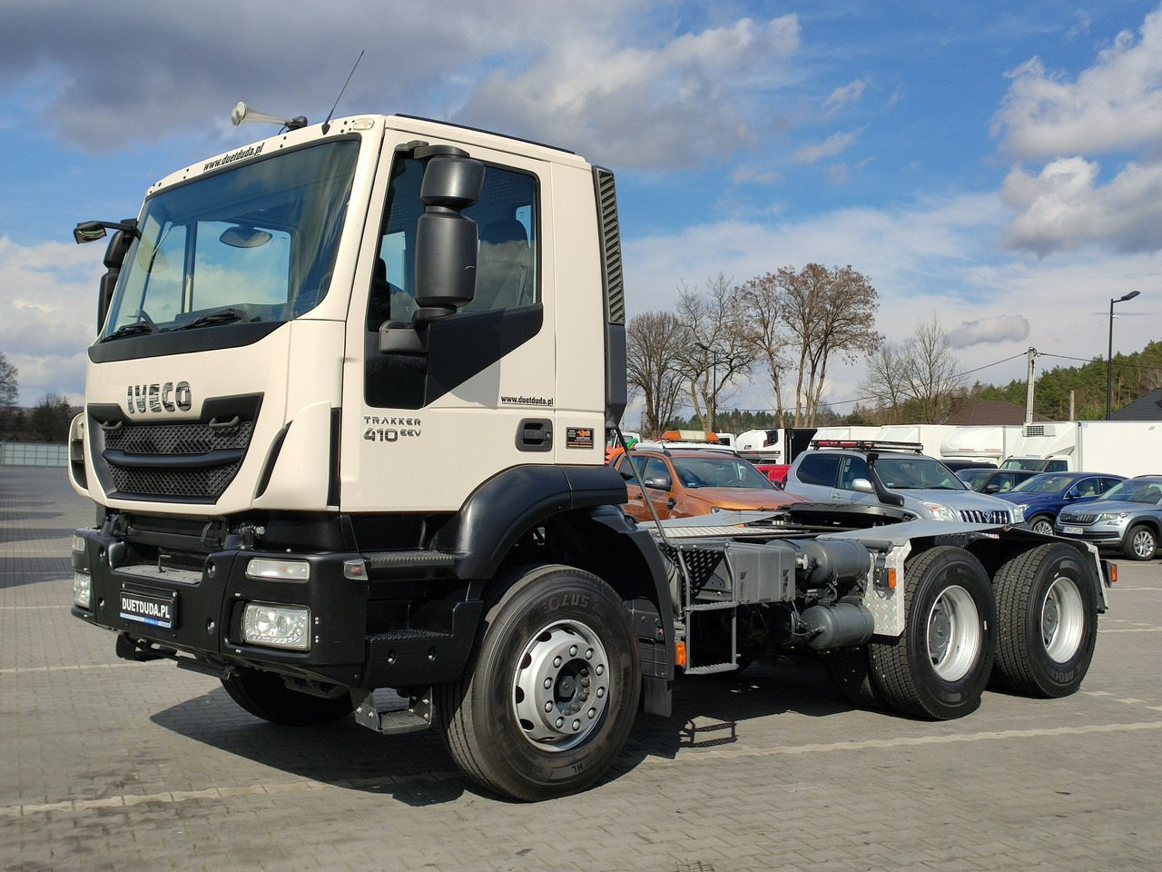 Iveco Trakerr 26.410 6x4 Manual Mały Przebieg tylko-46000km - Cabeza tractora: foto 1 Iveco Trakerr 26.410 6x4 Manual Mały Przebieg tylko-46000km - Cabeza tractora: foto 1