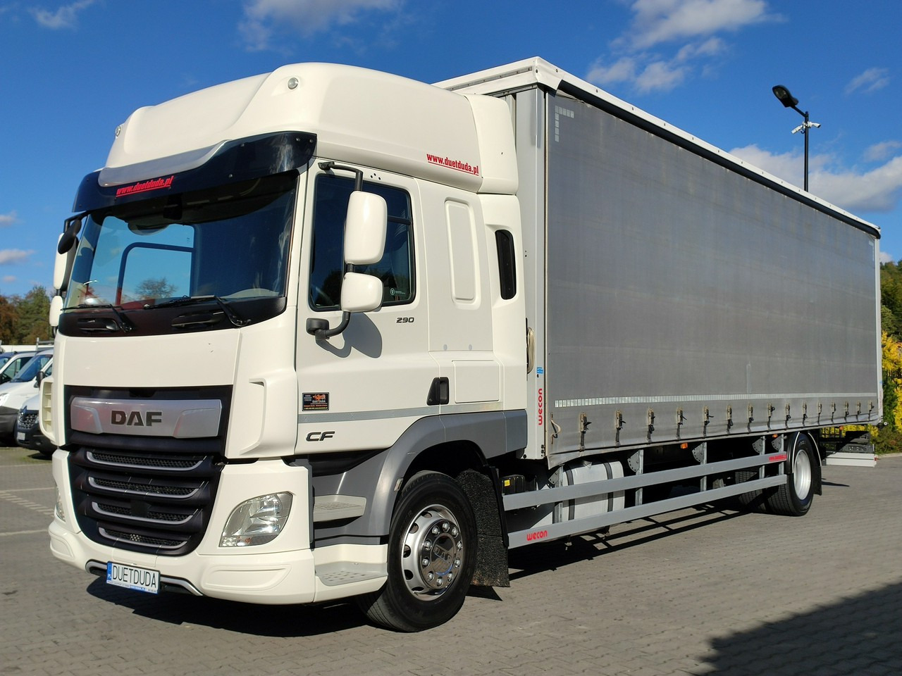 DAF CF 290 E6 Firana Tył Drzwi Dach Podnoszony / Zsuwany Długi 9.30m - Camión lona: foto 2 DAF CF 290 E6 Firana Tył Drzwi Dach Podnoszony / Zsuwany Długi 9.30m - Camión lona: foto 2