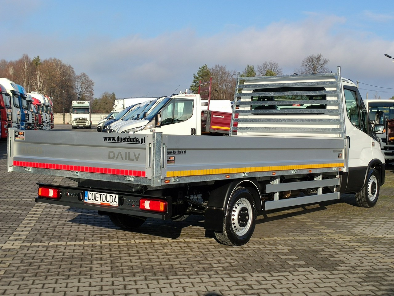 Furgoneta caja abierta Iveco Daily 35S16 V: foto 12