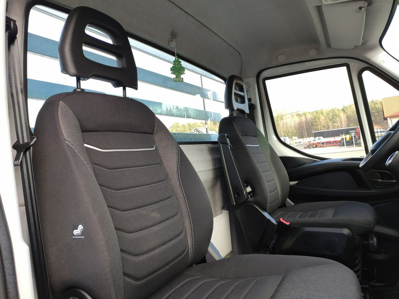 Furgoneta caja abierta Iveco Daily 35S16 V: foto 29