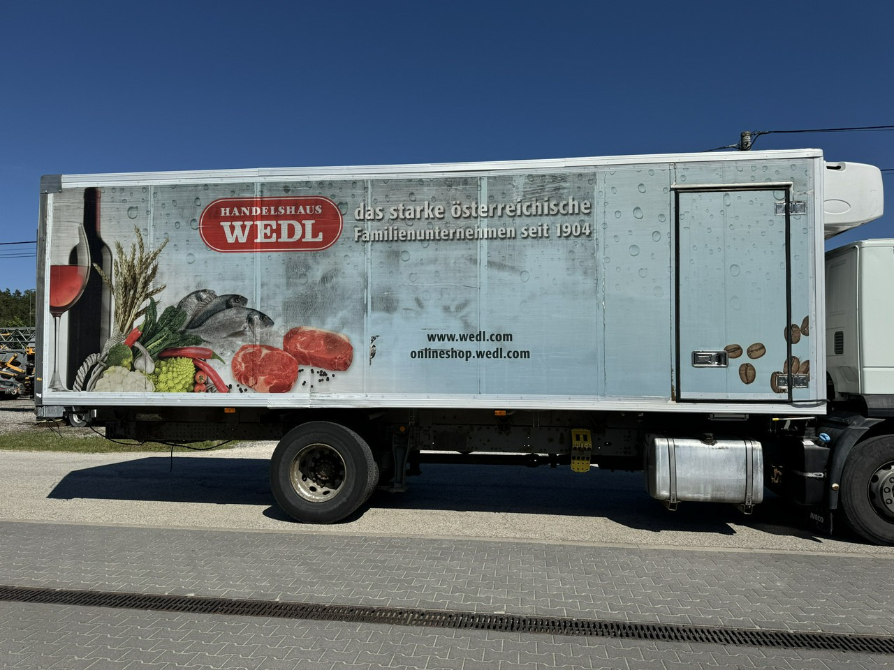 Iveco Zabudowa Chłodnia Agregat Carrier Supra 950Mt + Winda - Carrocería-frigorifico: foto 1 Iveco Zabudowa Chłodnia Agregat Carrier Supra 950Mt + Winda - Carrocería-frigorifico: foto 1