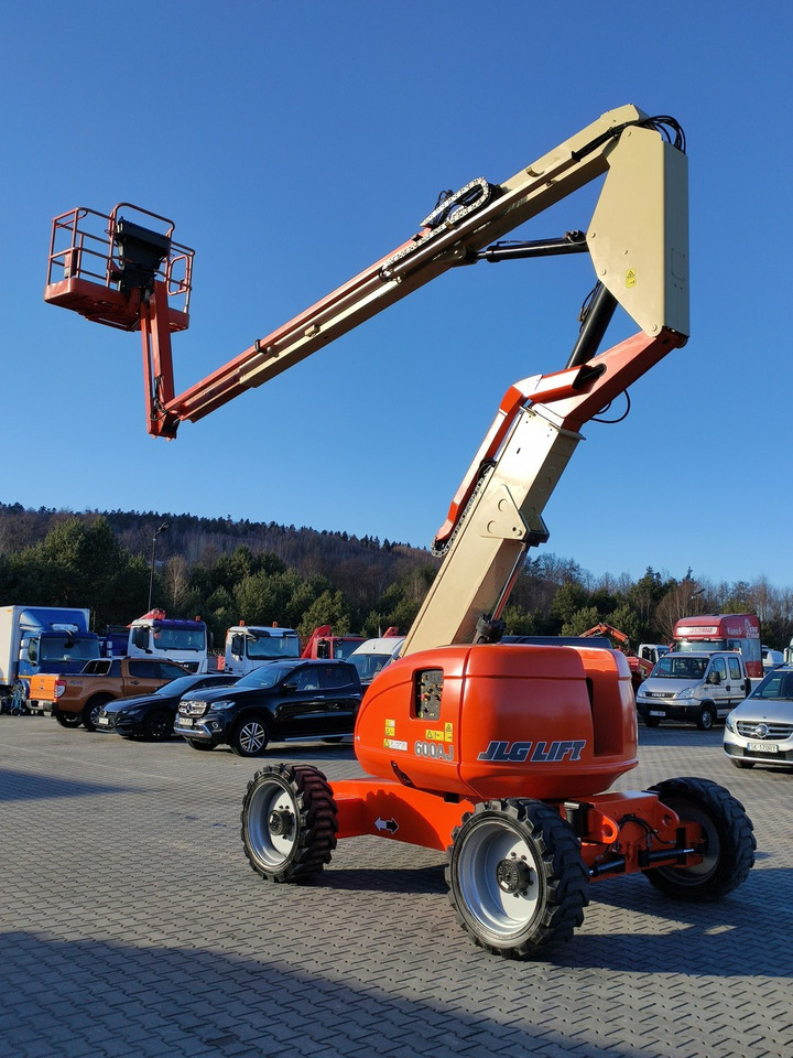 JLG 600AJ 4x4 PODNOŚNIK PRZEGUBOWY - Plataforma articulada: foto 5 JLG 600AJ 4x4 PODNOŚNIK PRZEGUBOWY - Plataforma articulada: foto 5