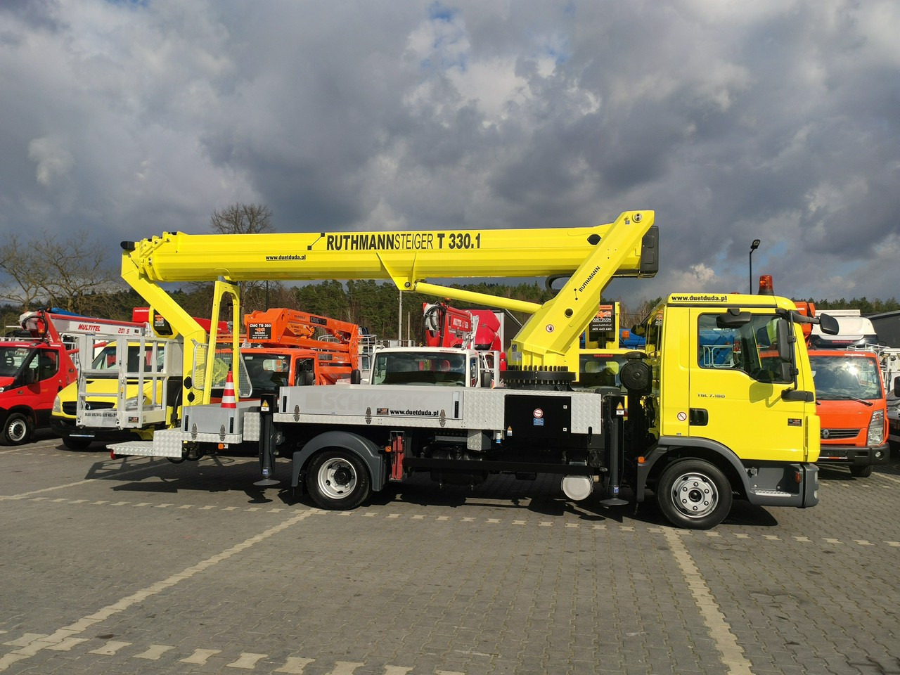 MAN TGL 7.180 Zwyżka Ruthmann T 330.1 Podnośnik Koszowy - Camión con plataforma elevadora: foto 1 MAN TGL 7.180 Zwyżka Ruthmann T 330.1 Podnośnik Koszowy - Camión con plataforma elevadora: foto 1