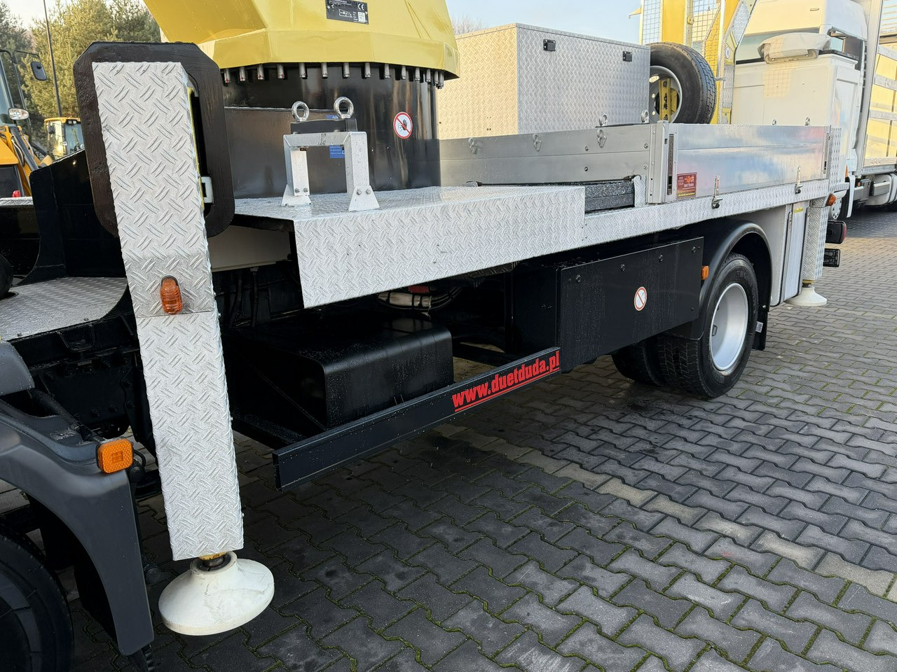 MAN TGL 8.210 Zwyżka WUMAG WT 230 23m w bok 18m podnośnik - Camión con plataforma elevadora: foto 5 MAN TGL 8.210 Zwyżka WUMAG WT 230 23m w bok 18m podnośnik - Camión con plataforma elevadora: foto 5