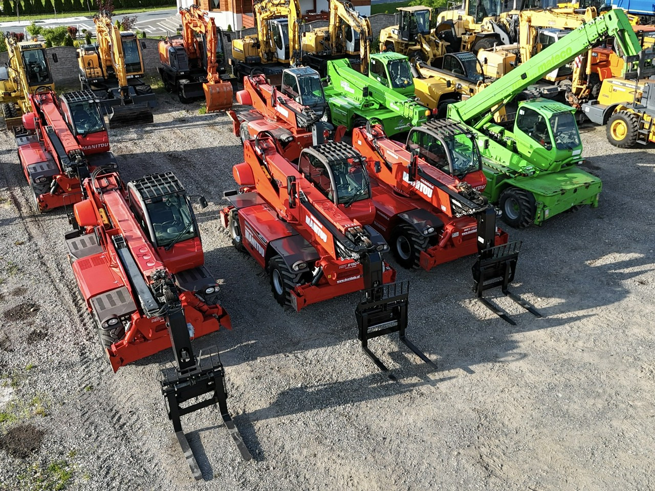 Manitou MRT 2150 ROTO Ładowarka Teleskopowa Obrotowa 2550 - Manipulador telescópico: foto 4 Manitou MRT 2150 ROTO Ładowarka Teleskopowa Obrotowa 2550 - Manipulador telescópico: foto 4