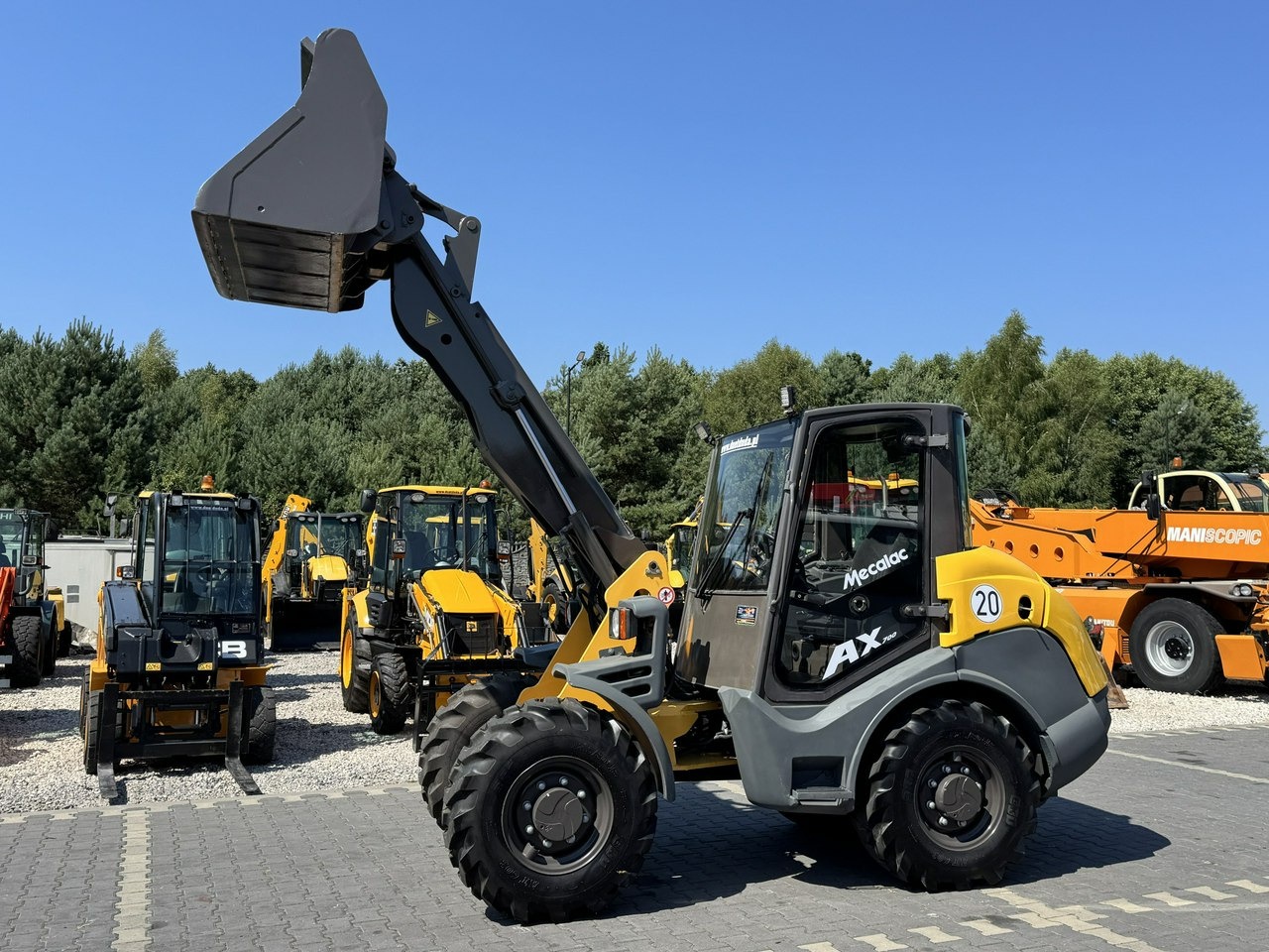 Mecalac AX 700 Szybko-Złącze Łyżka Super Stan - Cargadora de ruedas: foto 2 Mecalac AX 700 Szybko-Złącze Łyżka Super Stan - Cargadora de ruedas: foto 2