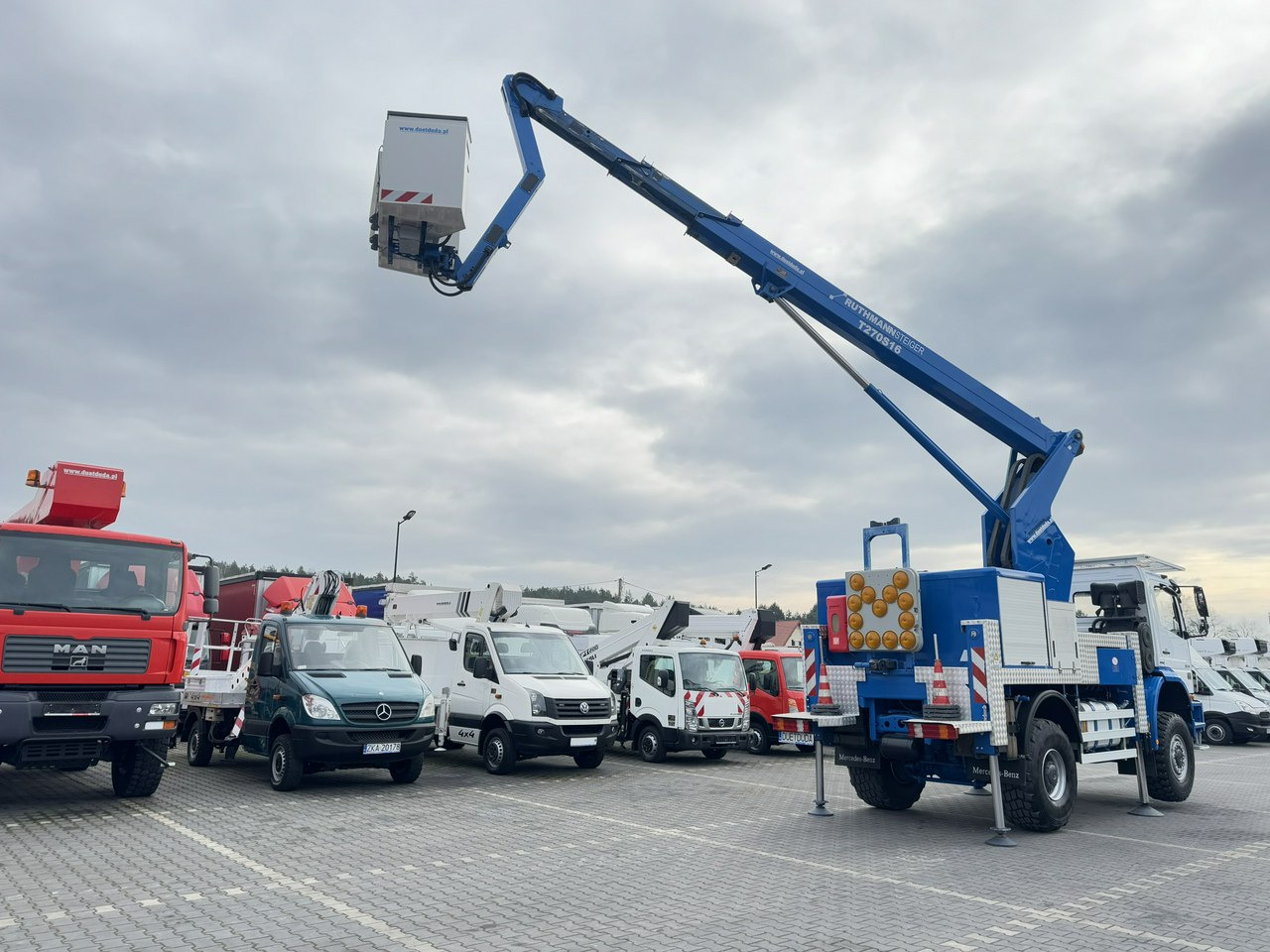 Camión con plataforma elevadora Mercedes AXOR 1829 4x4 Zwyżka RUTHMANN STEIGER T270S16 Podnośnik Koszowy: foto 16