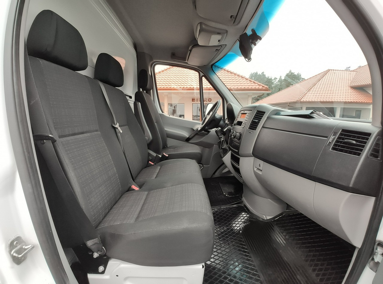 Furgoneta caja cerrada Mercedes Sprinter: foto 28