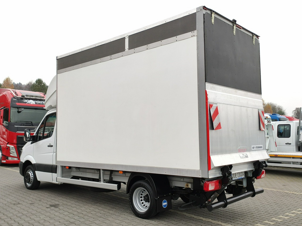 Furgoneta caja cerrada Mercedes Sprinter: foto 12