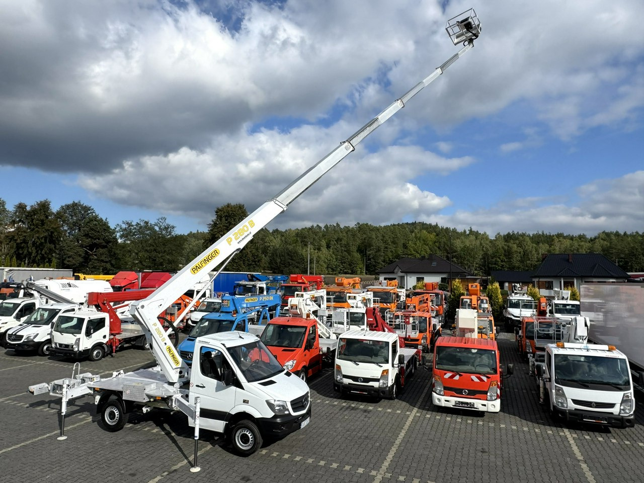 Mercedes Sprinter Zwyżka Podnośnik Koszowy PALFINGER P280 B UDT - Camión con plataforma elevadora: foto 1 Mercedes Sprinter Zwyżka Podnośnik Koszowy PALFINGER P280 B UDT - Camión con plataforma elevadora: foto 1
