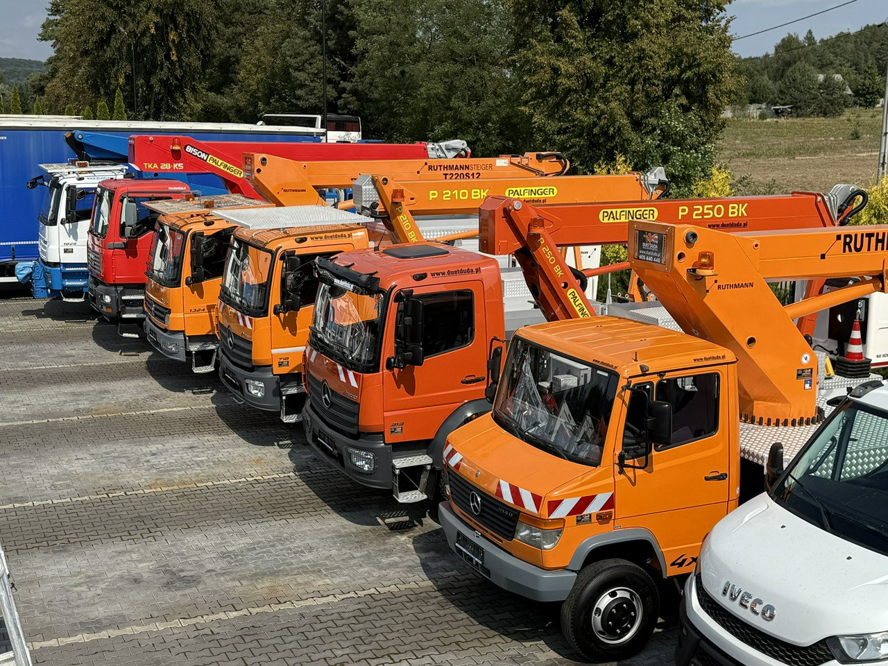 Mercedes Vario 814 D 4x4 Zwyżka RUTHMANN STEIGER T220 Podnośnik Koszowy - Camión con plataforma elevadora: foto 4 Mercedes Vario 814 D 4x4 Zwyżka RUTHMANN STEIGER T220 Podnośnik Koszowy - Camión con plataforma elevadora: foto 4