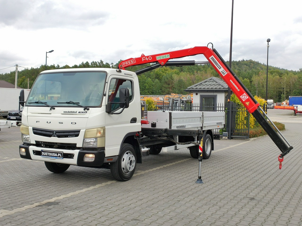 Mitsubishi Canter Fuso 7C15 3.0/150KM HDS FASSI F40 UNIKAT Super Stan !!! - Camión caja abierta, Camión grúa: foto 4 Mitsubishi Canter Fuso 7C15 3.0/150KM HDS FASSI F40 UNIKAT Super Stan !!! - Camión caja abierta, Camión grúa: foto 4