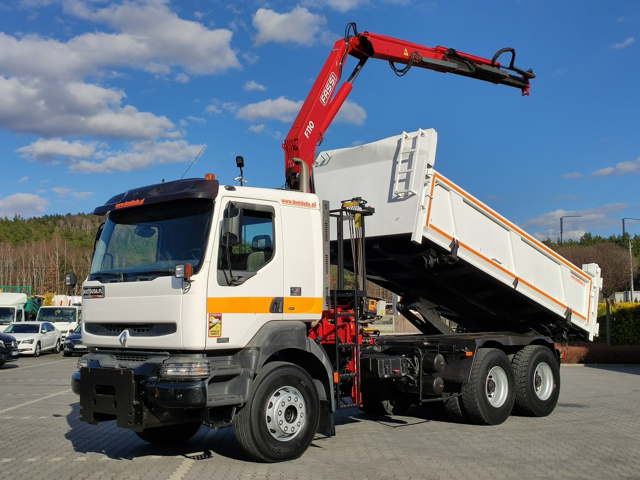 Renault Kerax 26.370 6x4 Mocny HDS FASSI F110 - Camión volquete, Camión grúa: foto 1 Renault Kerax 26.370 6x4 Mocny HDS FASSI F110 - Camión volquete, Camión grúa: foto 1