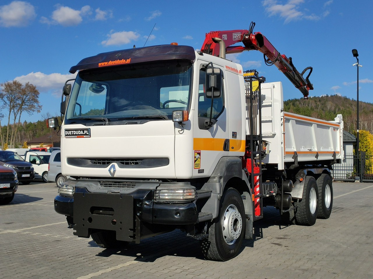 Renault Kerax 26.370 6x4 Mocny HDS FASSI F110 - Camión volquete, Camión grúa: foto 2 Renault Kerax 26.370 6x4 Mocny HDS FASSI F110 - Camión volquete, Camión grúa: foto 2