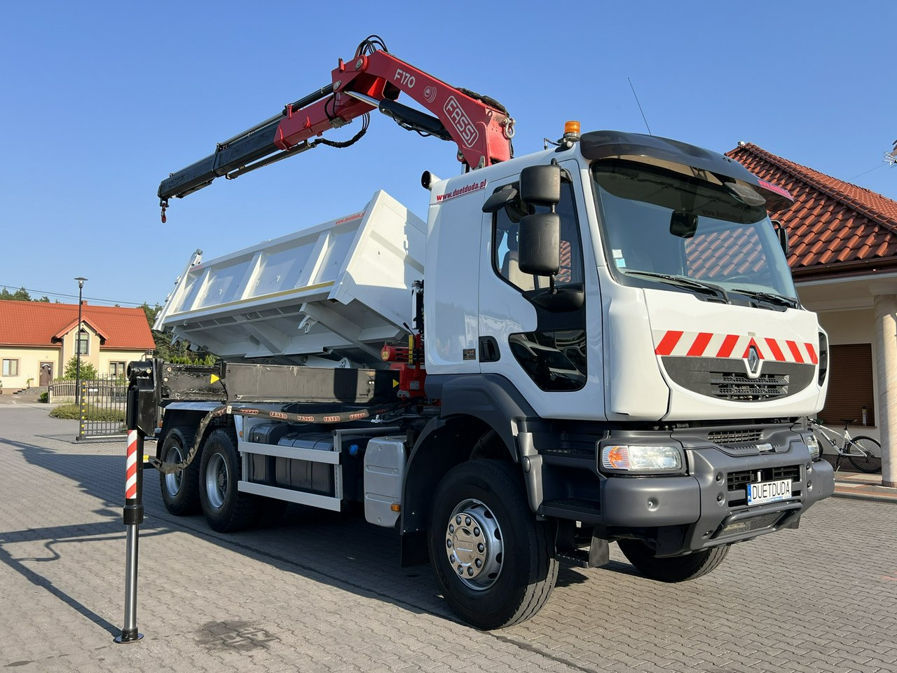 Renault Kerax 26.390 6x4 Mocny HDS FASSI F170 Sterowanie Radiowe - Camión volquete, Camión grúa: foto 2 Renault Kerax 26.390 6x4 Mocny HDS FASSI F170 Sterowanie Radiowe - Camión volquete, Camión grúa: foto 2