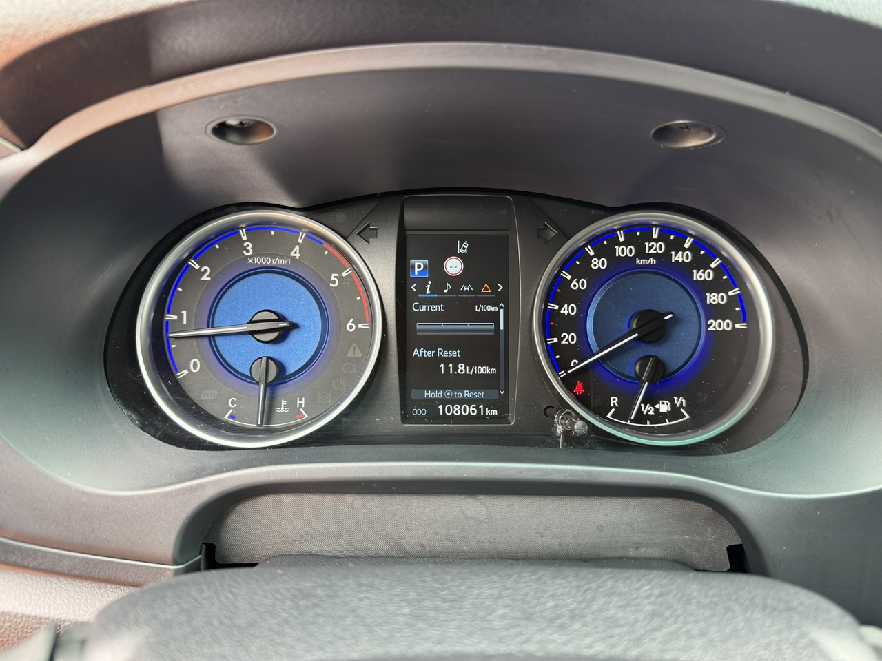 Pick-up Toyota Hilux: foto 26