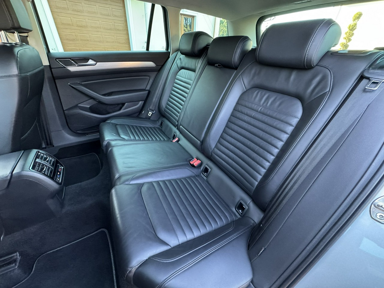 Coche Volkswagen Passat: foto 39