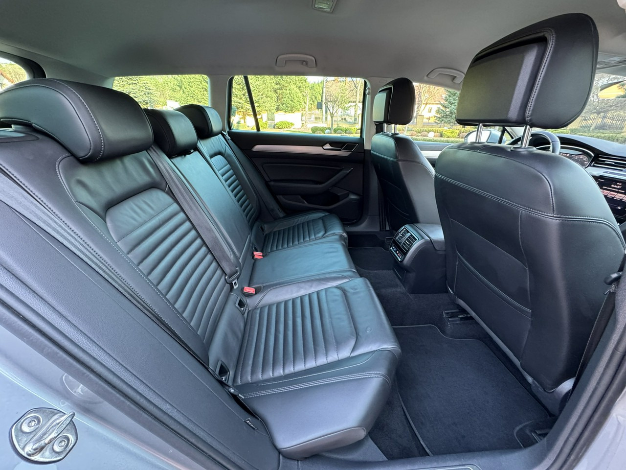 Coche Volkswagen Passat: foto 41