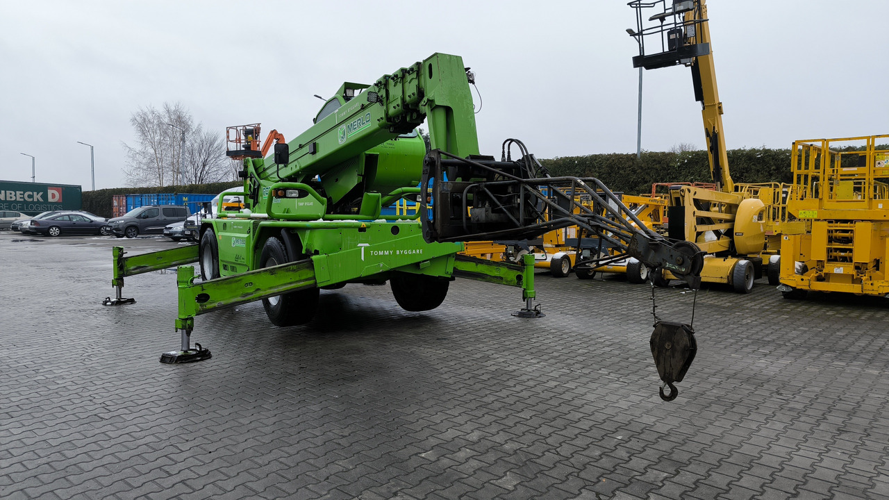 Cargadora de ruedas telescópica MERLO ROTO 45.21 MCSS: foto 13 Cargadora de ruedas telescópica MERLO ROTO 45.21 MCSS: foto 13