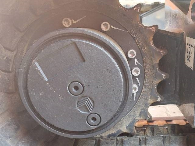 Miniexcavadora Bobcat E 27: foto 9