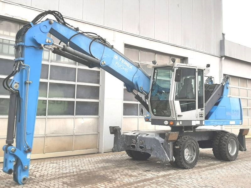 Fuchs MHL 320 D - Manipulador de materiales: foto 2 Fuchs MHL 320 D - Manipulador de materiales: foto 2