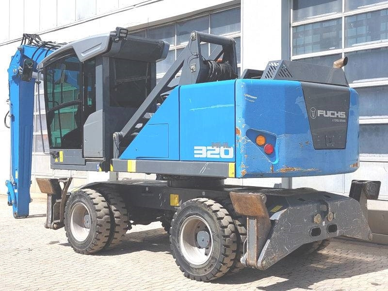 Fuchs MHL 320 F - Manipulador de materiales: foto 3 Fuchs MHL 320 F - Manipulador de materiales: foto 3