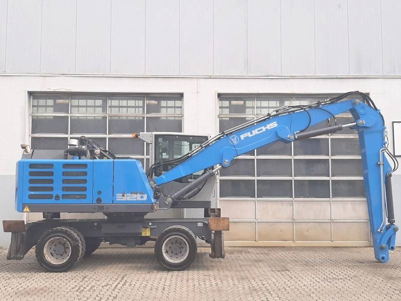 Fuchs MHL 320 F - Manipulador de materiales: foto 5 Fuchs MHL 320 F - Manipulador de materiales: foto 5